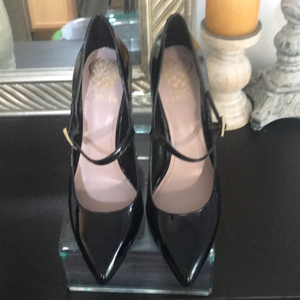 Vince Camuto New Black Patent Leather Heels Sleek Pointed-Toe - Picture 2 of 6